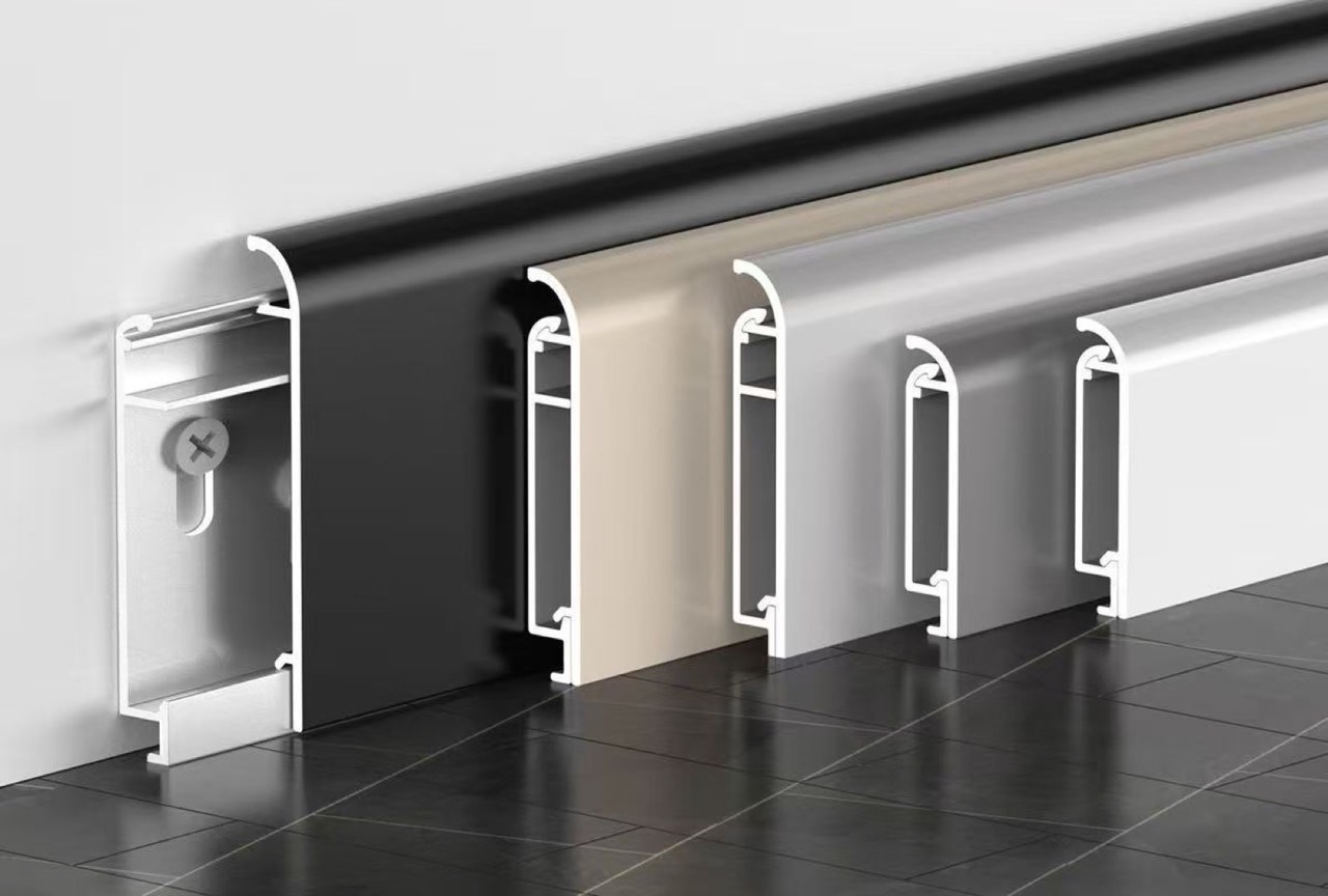 บัวพื้นโลหะ (Metal Skirting Board)
